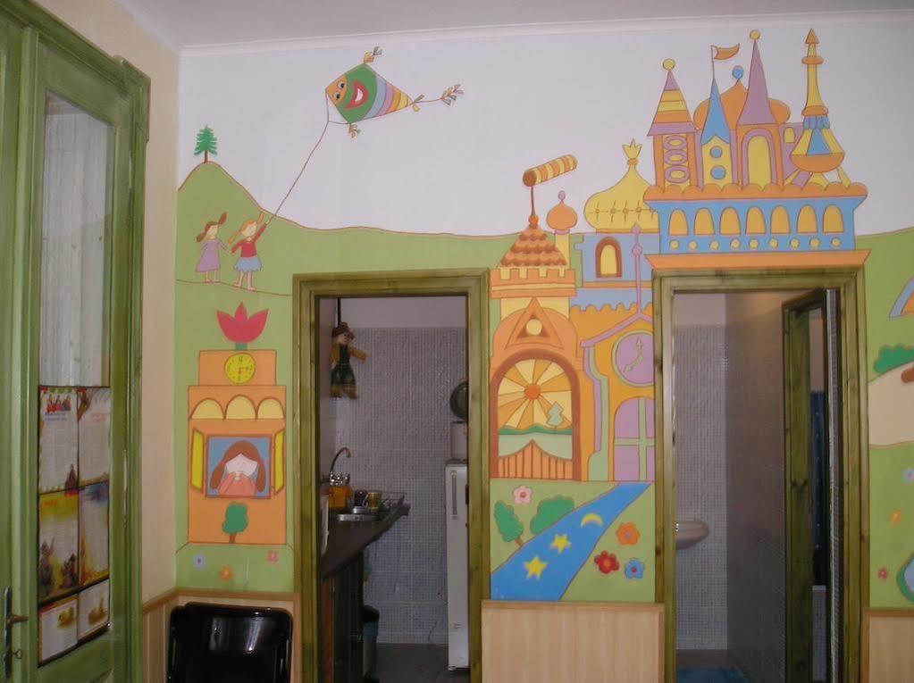 Gabor Vendeghaz Apartment Егер Екстериор снимка